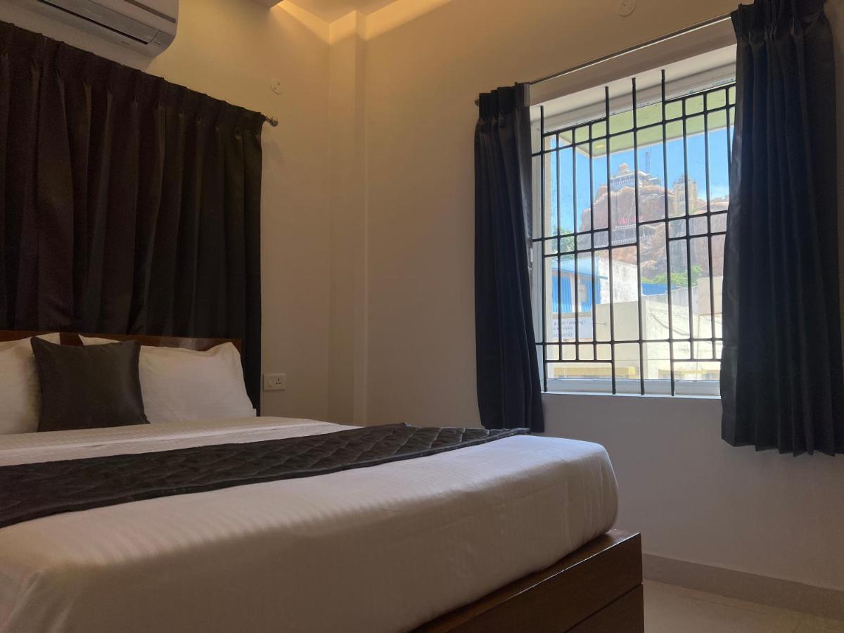 Le Hotel Host Tiruchirappalli 외부 사진