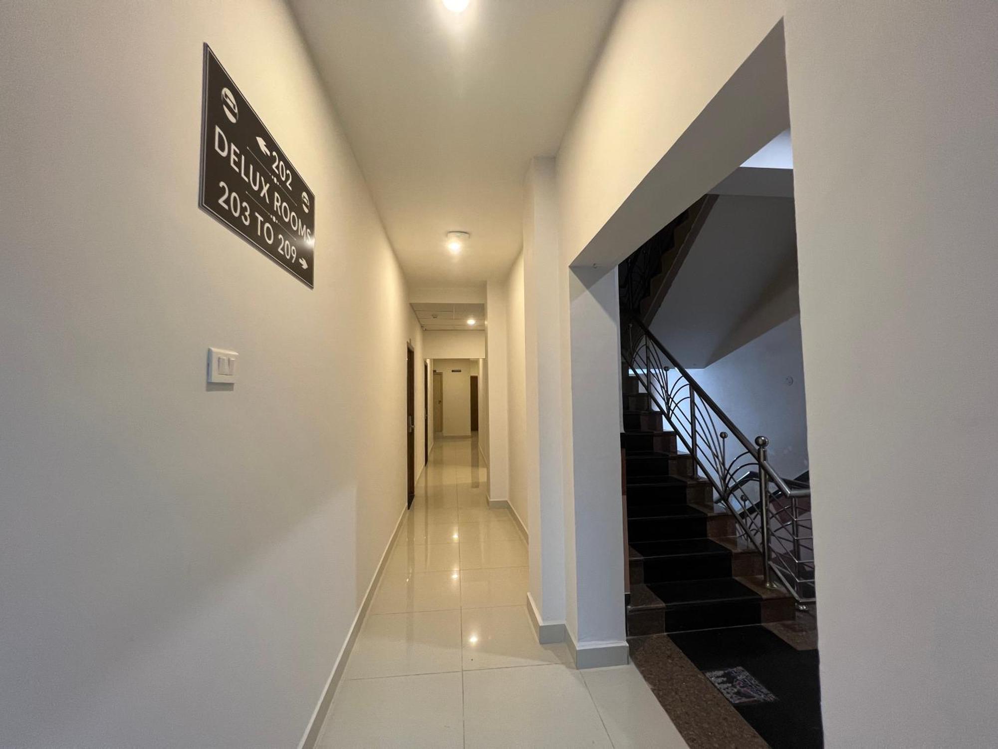 Le Hotel Host Tiruchirappalli 외부 사진